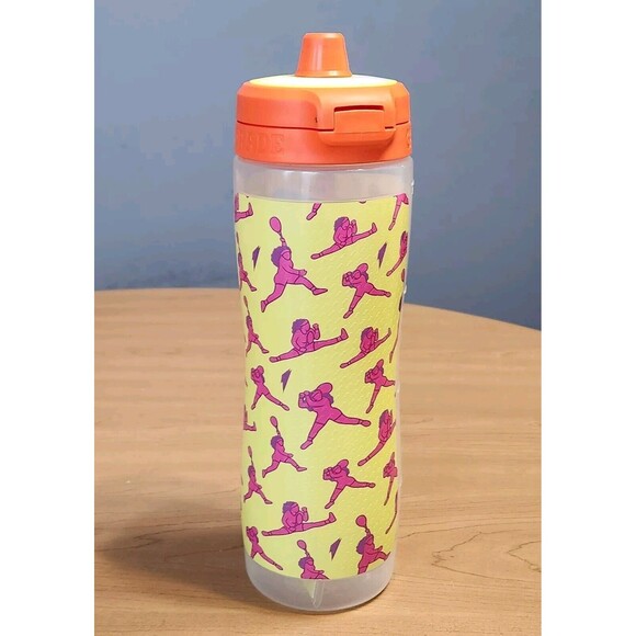 Limited Edition 2022 Gatorade GX Water Bottle 30 oz Serena Williams Pin Yellow - Picture 2 of 10